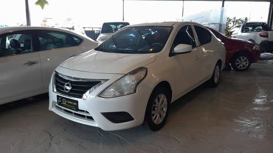 NISSAN VERSA 1.0 12V FLEX 4P MANUAL NISSAN VERSA 1.0 12V FLEX 4P MANUAL